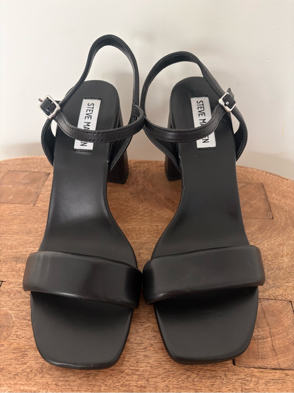 Steve Madden Mareena Black Block Heel Sandals Size 8 - Picture 2 of 8